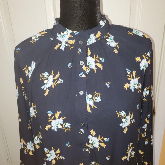 LOFT Floral Dress - Picture 3 of 8